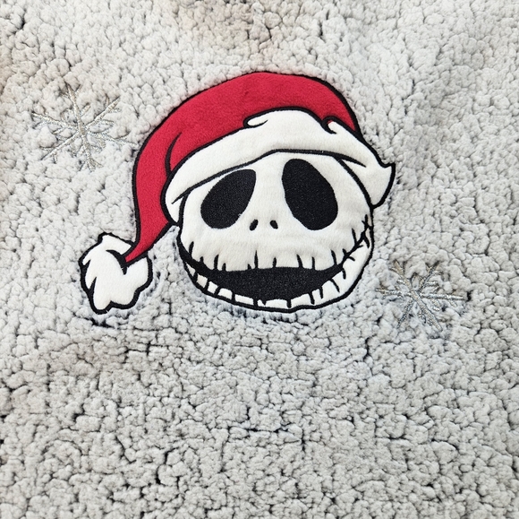 Disney The Nightmare Before Christmas Jack Skellington Sherpa Sweater Gray 2x - Picture 7 of 8